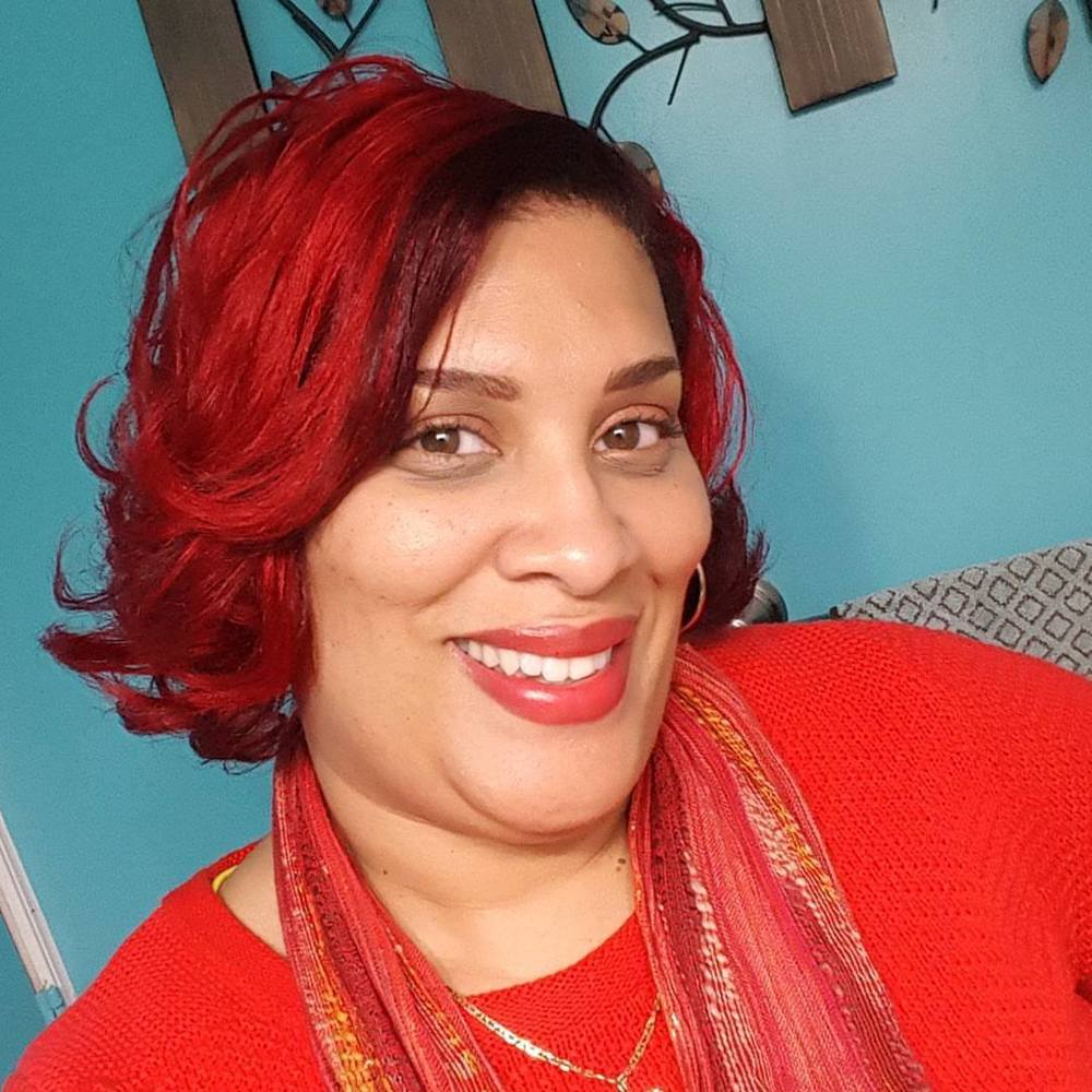 Meet your Posher, Cassandra